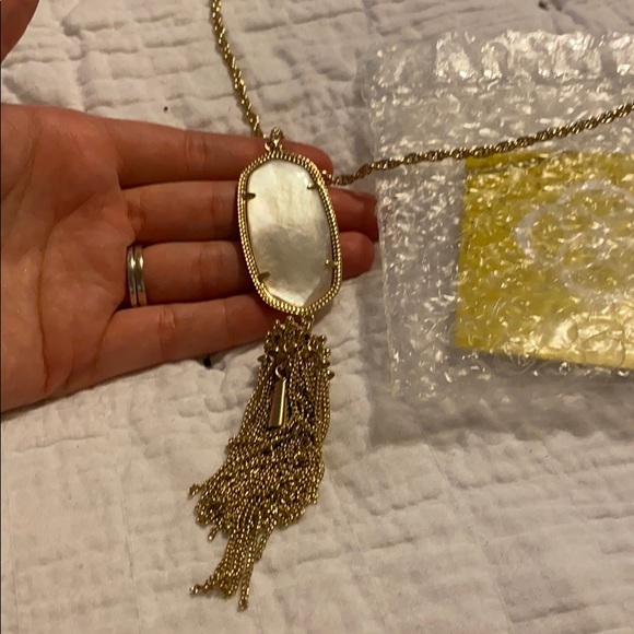 Kendra Scott Necklace - Picture 2 of 5